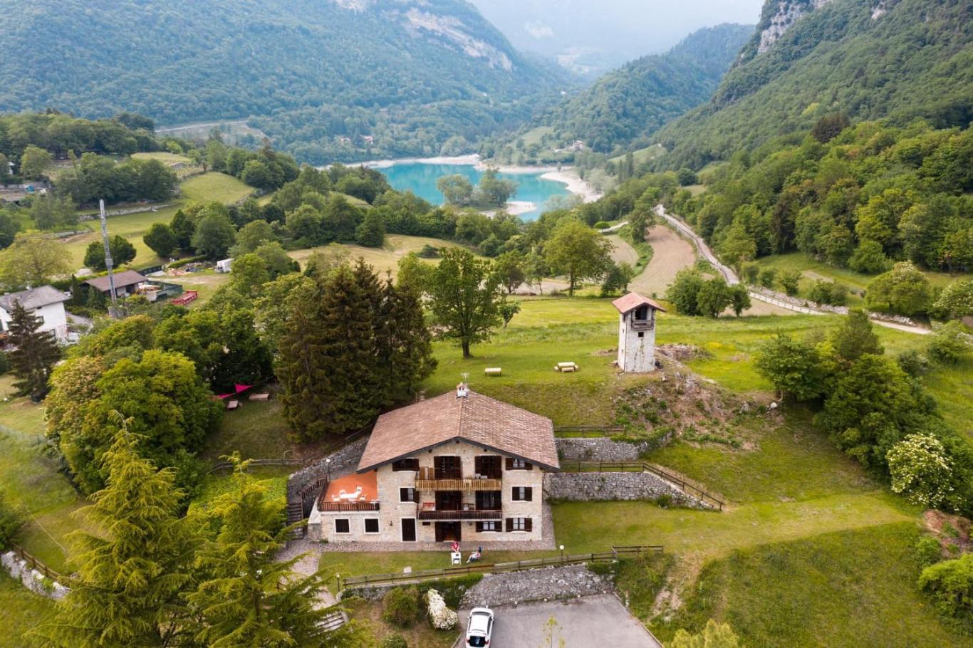 La Rustica Sul Lago Di Tenno Mansarda Exterior photo